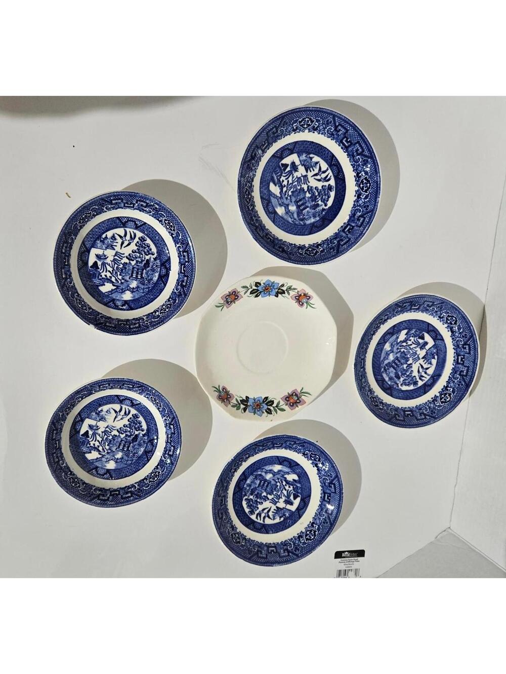 Homer Laughlin Vintage Lot of 6 small saucers as shown